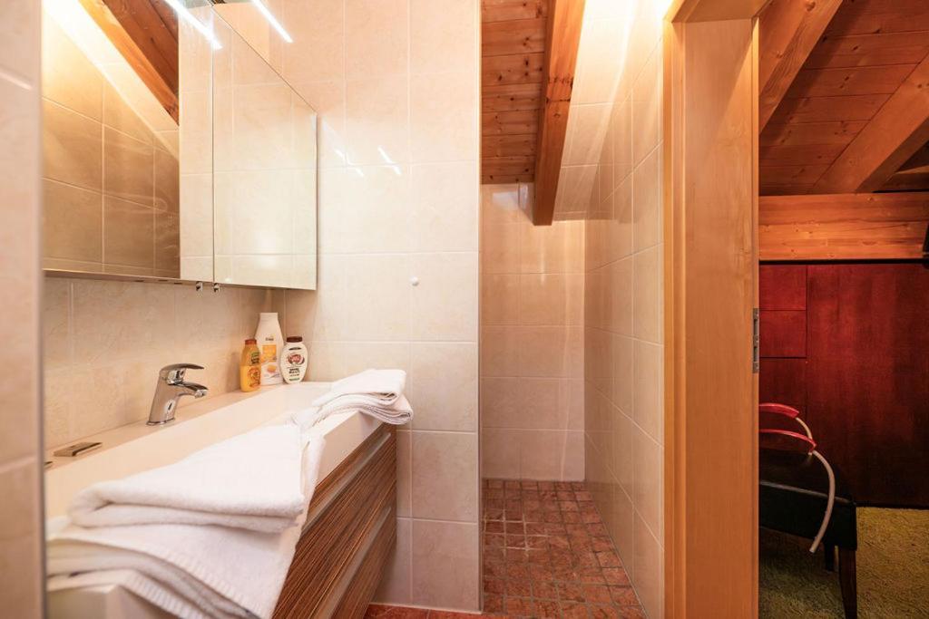 Chalet Zur Rose Berwang Extérieur photo
